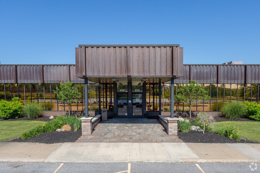 More Photos Of 8100 Tyler Blvd, Mentor Warehouse For Lease