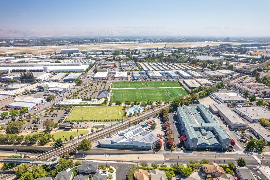 More Photos Of 1793 Lafayette St, Santa Clara Office For Sale