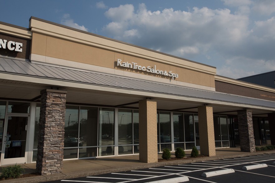 More Photos Of 1632-1680 Memorial Blvd, Murfreesboro Storefront For Lease
