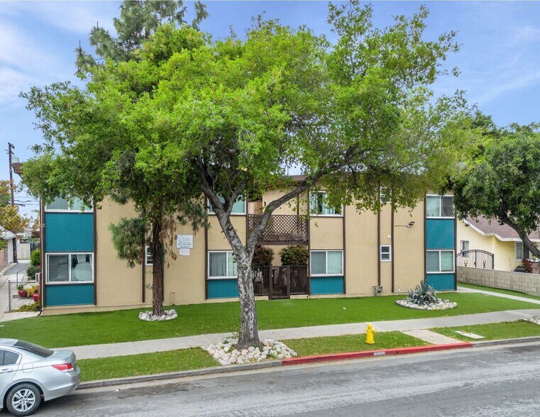 More Photos Of 525 N San Gabriel Ave, Azusa Apartments For Sale