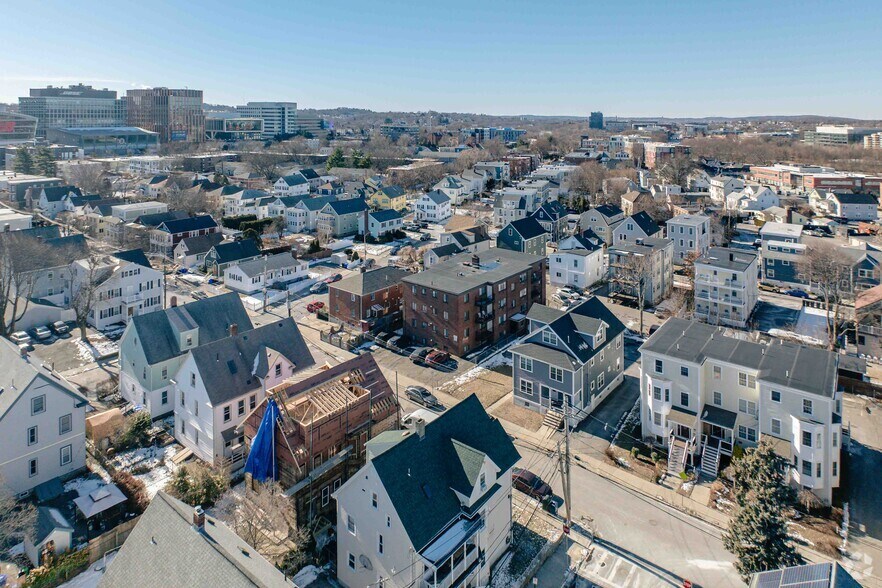 More Photos Of 80 Litchfield St, Brighton Apartments For Sale