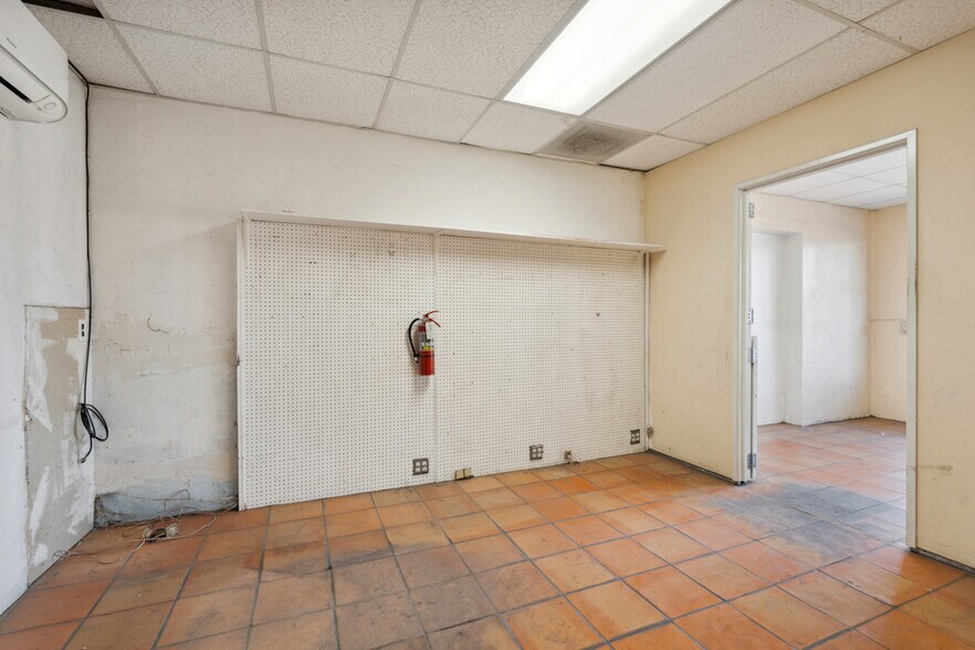 More Photos Of 3276-3282 Main St, Lemon Grove Storefront Retail Residential For Sale