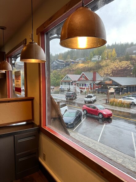 More Photos Of 10191 Donner Pass Rd, Truckee Freestanding For Lease