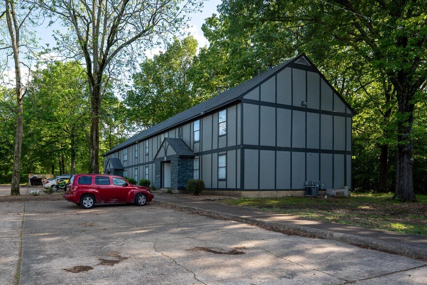 More Photos Of 1906 W Matthews Ave, Jonesboro Apartments For Sale