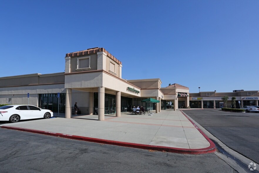 More Photos Of 17850-17870 Newhope St, Fountain Valley General Retail For Lease