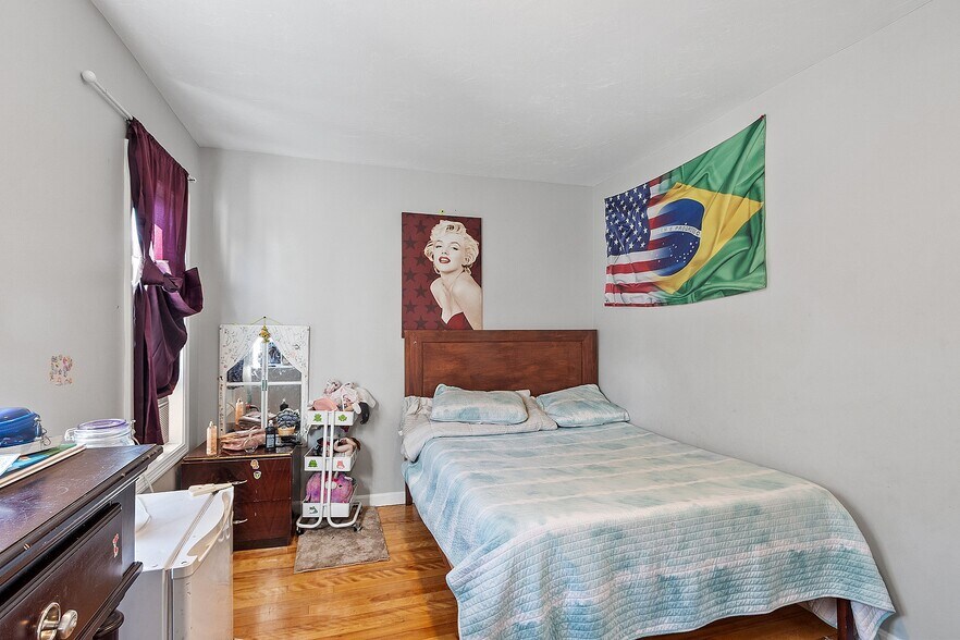 More Photos Of 36-38 Houghton St, Worcester Apartments For Sale