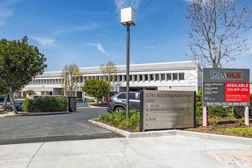More Photos Of 5701 Buckingham Pky, Culver City Warehouse For Lease