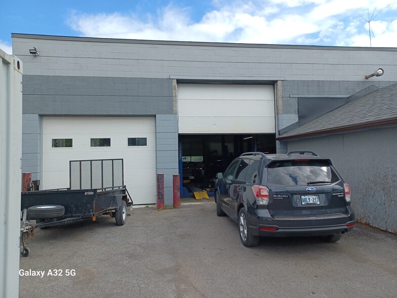 More Photos Of 39 Cleopatra Dr, Nepean Warehouse For Sale