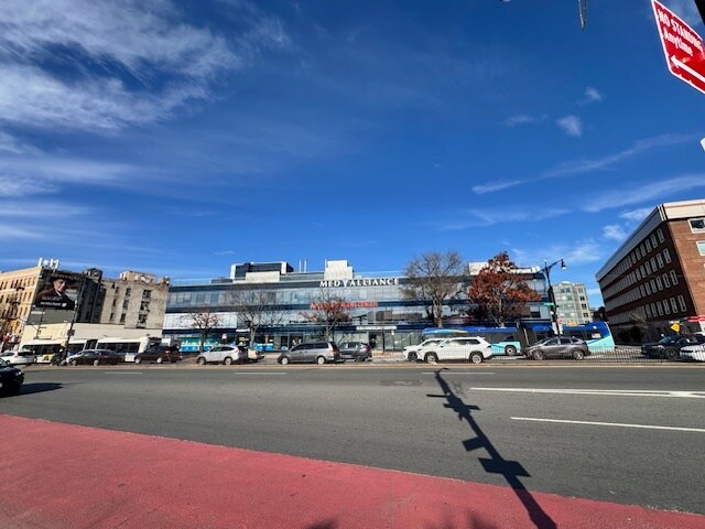More Photos Of 621-625 E Fordham Rd, Bronx Office For Sale