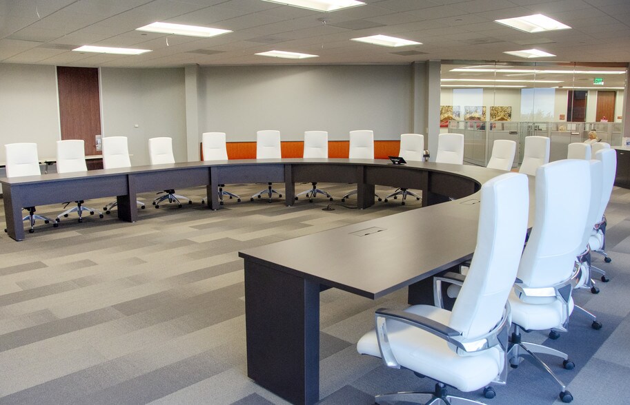 More Photos Of 10800 Richmond Ave, Houston Office For Lease
