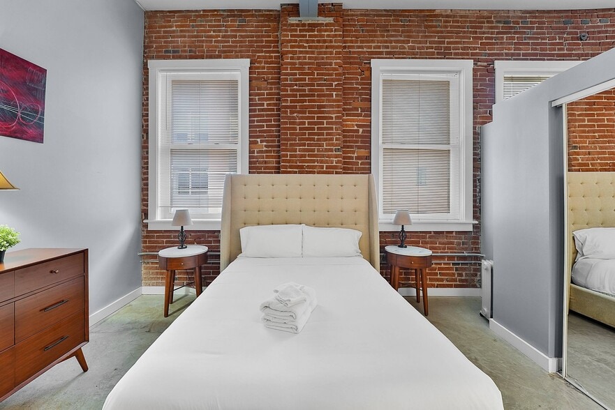 More Photos Of , Saint Louis Multifamily For Sale