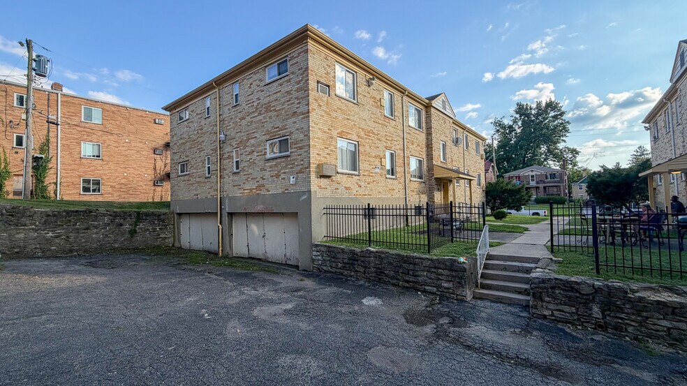 More Photos Of 2894-2898 Harrison Ave, Cincinnati Apartments For Sale