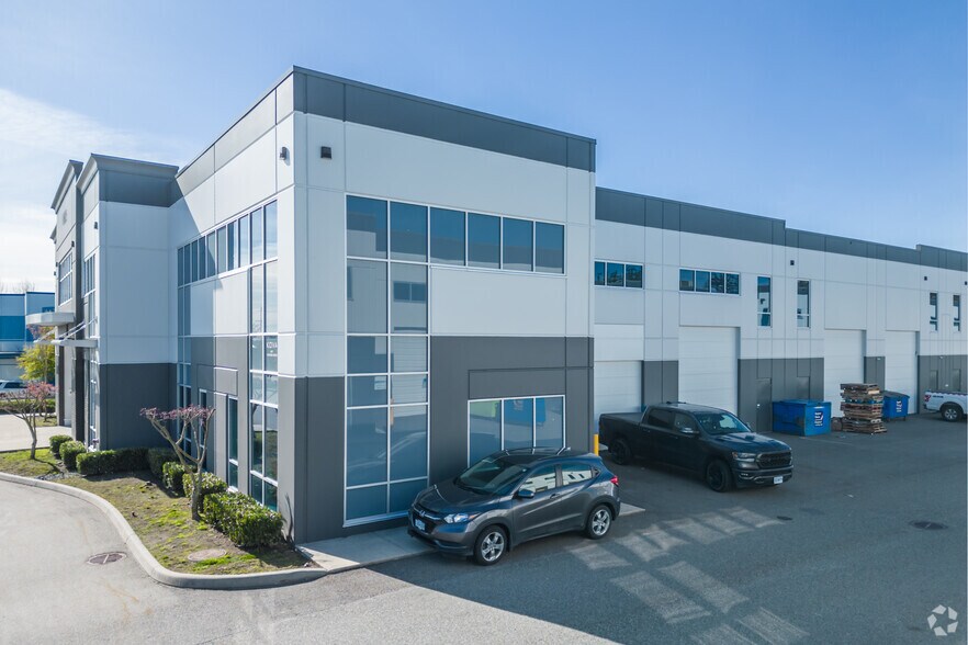 More Photos Of 18635 52nd Ave, Surrey Warehouse For Lease