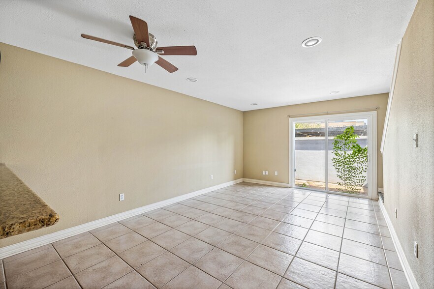 More Photos Of 525 11th St, Galveston Apartments For Sale