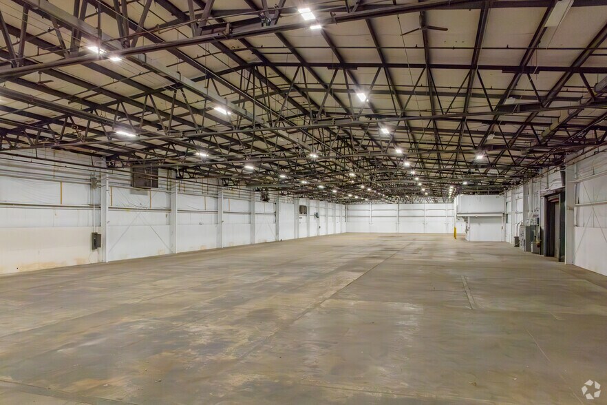 More Photos Of 8400 Ronda Dr, Canton Warehouse For Lease