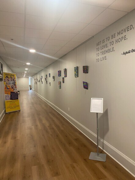 More Photos Of 4000 Ossi Ct, High Point Medical For Lease