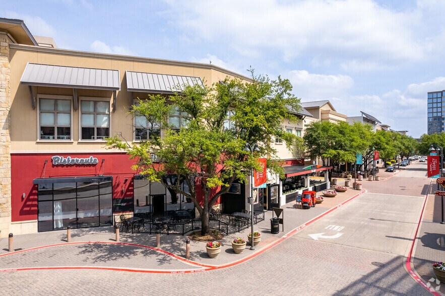 More Photos Of 7401 Lone Star Dr, Plano Unknown For Lease