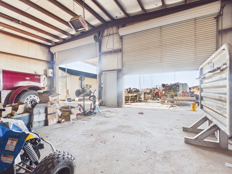 More Photos Of TBD Rancho St, Pecos Warehouse For Sale