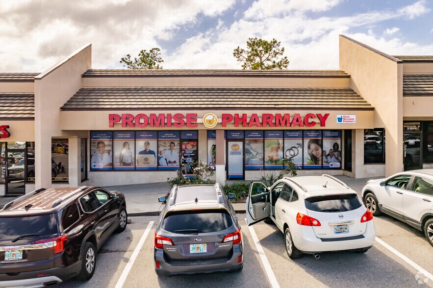 More Photos Of 31918 US Highway 19 N, Palm Harbor Unknown For Lease