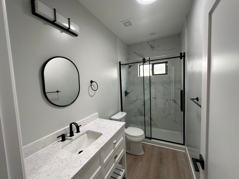 More Photos Of Undisclosed, Costa Mesa Apartments For Sale