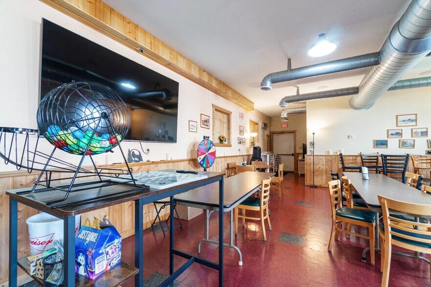 More Photos Of 116 Main St, Cornell Bar For Sale
