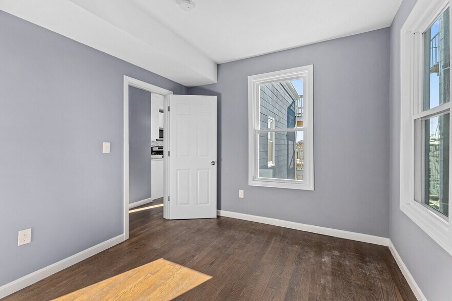 More Photos Of 167 Lexington St, Boston Apartments For Sale