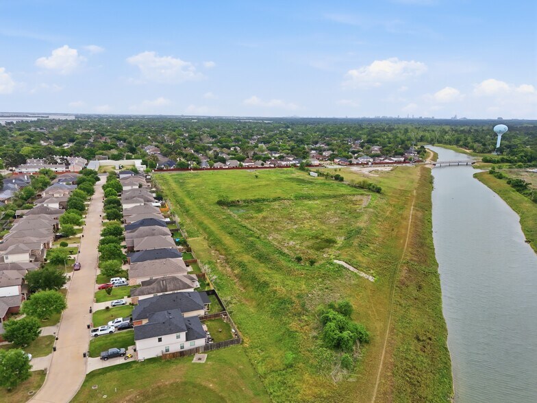 More Photos Of 6010 Addicks Satsuma, Houston Land For Sale