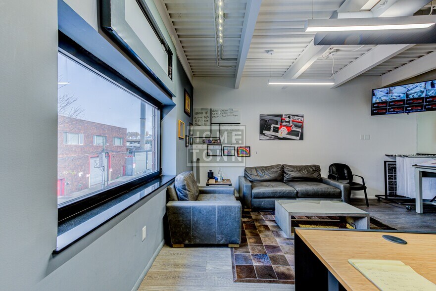 More Photos Of 264 49th St, Brooklyn Flex For Sale