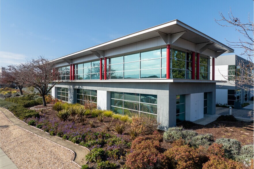 More Photos Of 1175 Elko Dr, Sunnyvale Research And Development For Lease