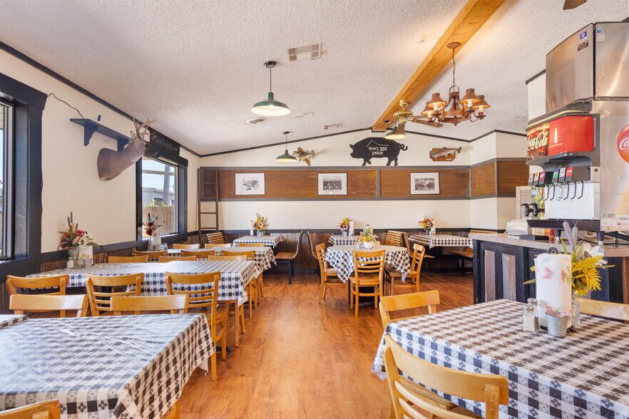 More Photos Of 7930 E State Highway 76, Kirbyville Specialty For Sale