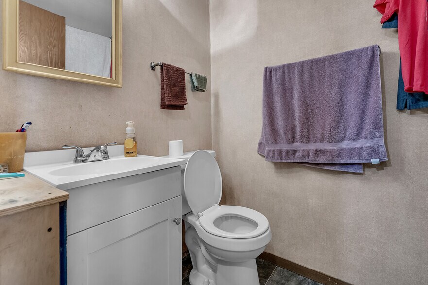 More Photos Of 3033 S P St, Elwood Apartments For Sale