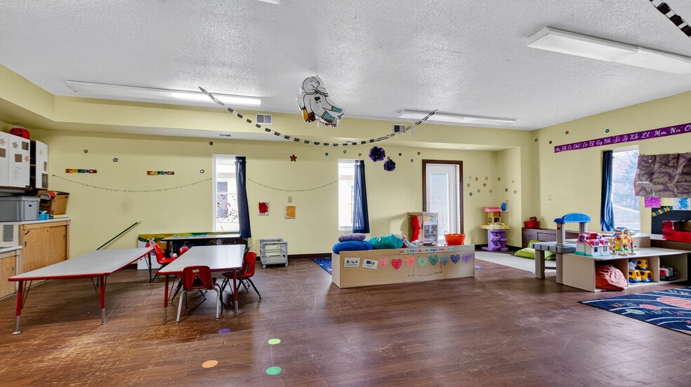 More Photos Of 1612 Truax Blvd, Eau Claire Daycare Center For Sale