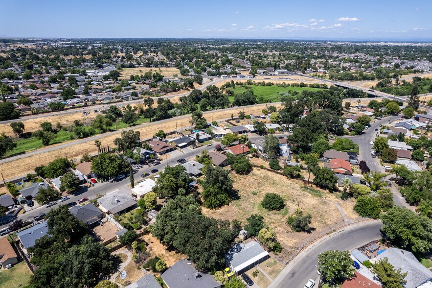 More Photos Of 299 Christine Dr, Sacramento Land For Sale