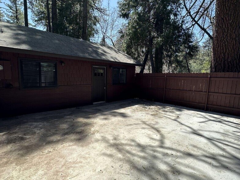 More Photos Of , Idyllwild-Pine Cove Multifamily For Sale