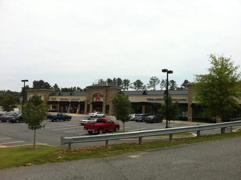 More Photos Of 1370 Buford Hwy, Cumming General Retail For Lease