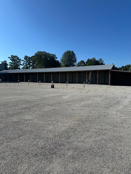 More Photos Of 825 Airport Dr, Alexander City Land For Lease