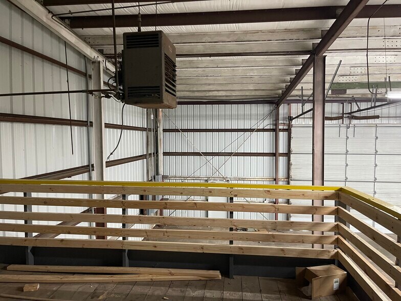 More Photos Of 1222 Frankie St, Houston Warehouse For Sale