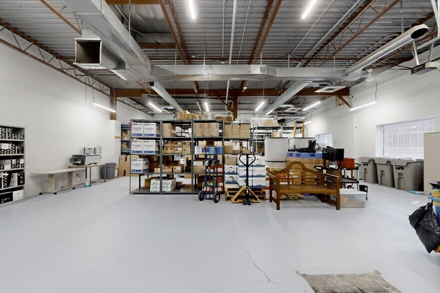 More Photos Of 45 Mcintosh Dr, Markham Office For Sale