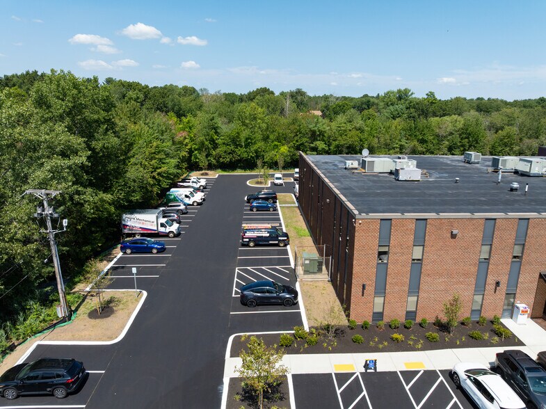 More Photos Of 226 Lowell St, Wilmington Office For Sale