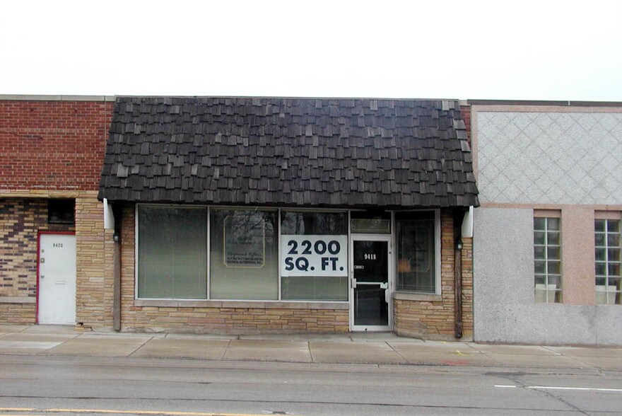 More Photos Of 9418 Irving Park Rd, Schiller Park Medical For Sale