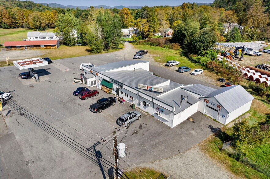 Primary Photo Of 409 Main St, Bingham Convenience Store For Sale