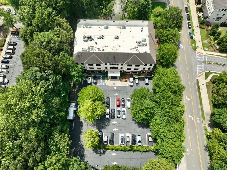 More Photos Of 5855 Sandy Springs Cir NE, Atlanta Office For Sale