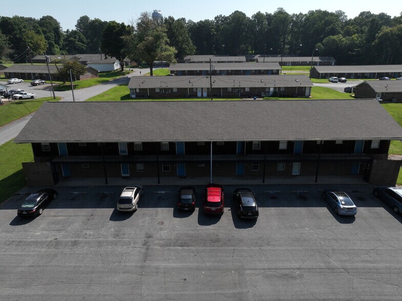 More Photos Of 100 S Kirkland Ave, Elkin Apartments For Sale