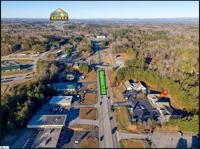 More Photos Of 528 Bypass Highway 123, Seneca Business Park For Sale