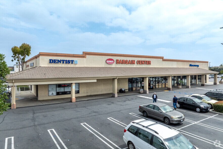 More Photos Of 8888-8998 Knott Ave, Buena Park Unknown For Lease