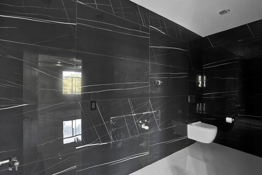 More Photos Of 15620 SW 29th St, Miramar Medical For Sale