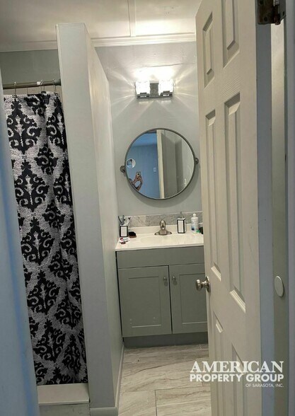 More Photos Of 2619 45th Ave W, Bradenton Apartments For Sale