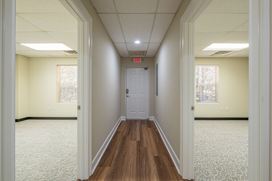 More Photos Of 131 Lee Byrd Rd, Loganville Office For Sale
