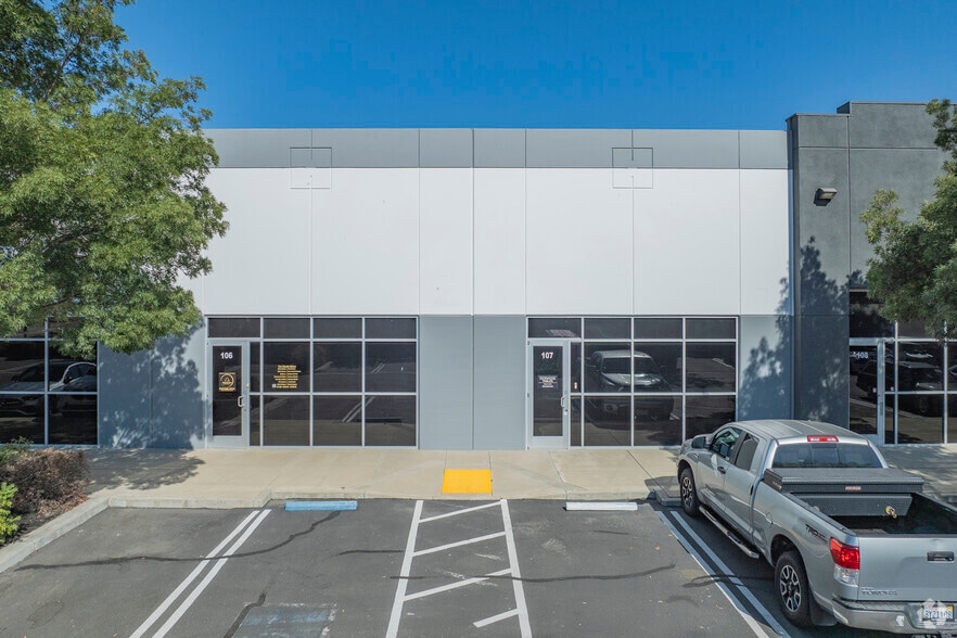 More Photos Of 280 E Larch Rd, Tracy Warehouse For Lease