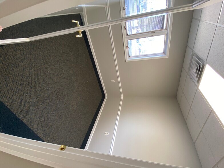 More Photos Of 3825 Leonardtown Rd, Waldorf Office For Lease